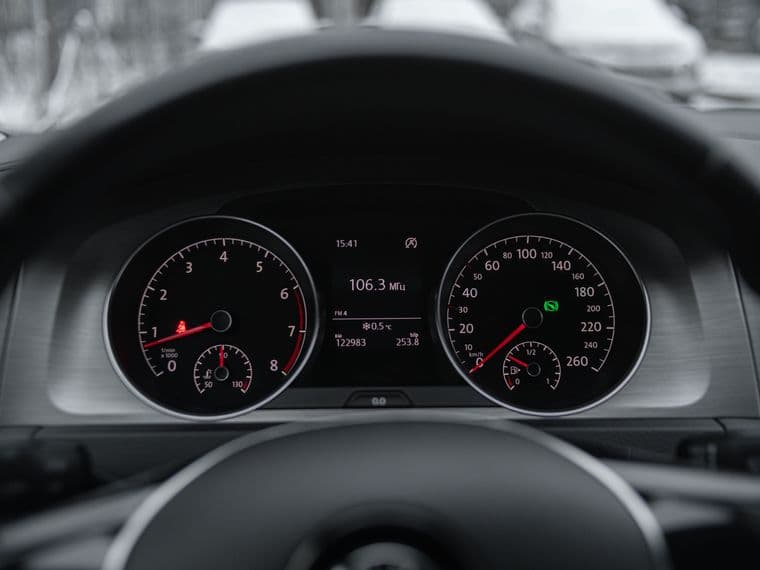 Volkswagen Golf, 2013 - вид 4