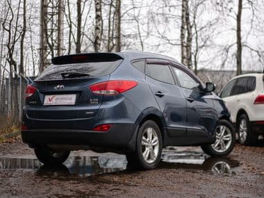 Hyundai ix35 2010 года, 225 000 км - вид 2