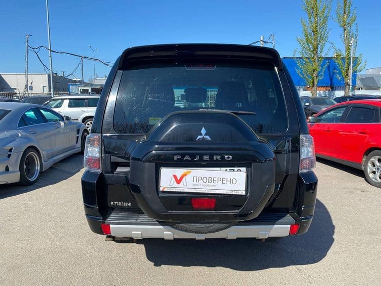 Mitsubishi Pajero, 2017 - вид 4