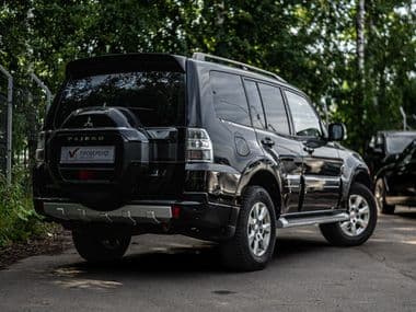 Mitsubishi Pajero 2017 года, 100 137 км - вид 2