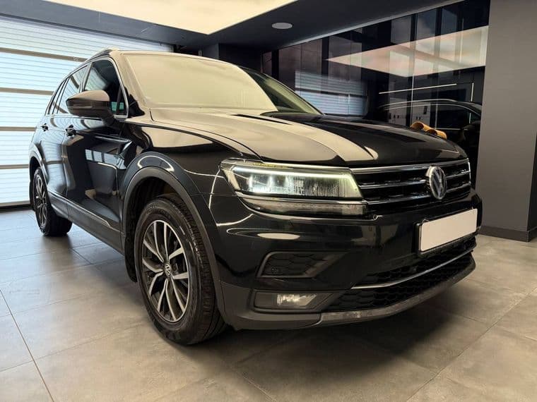 Volkswagen Tiguan, 2018 - вид 1