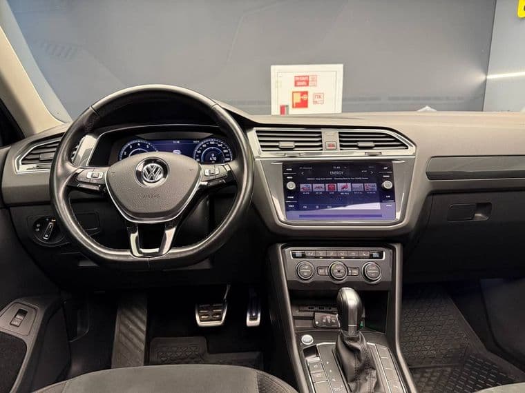 Volkswagen Tiguan, 2018 - вид 4