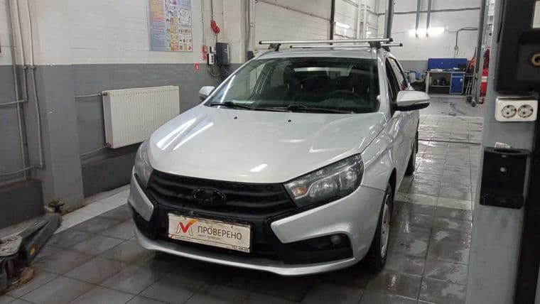 ВАЗ (LADA) Vesta 2018 года, 178 000 км - вид 1