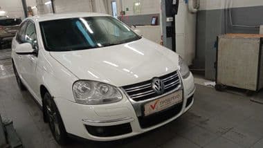 Volkswagen Jetta 2009 года, 255 138 км - вид 2