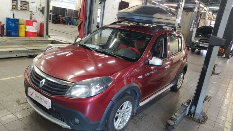 Renault Sandero Stepway, 2014