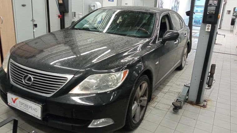 Lexus LS, 2007