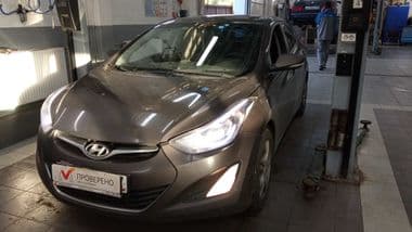 Hyundai Elantra 2014 года, 253 823 км - вид 1