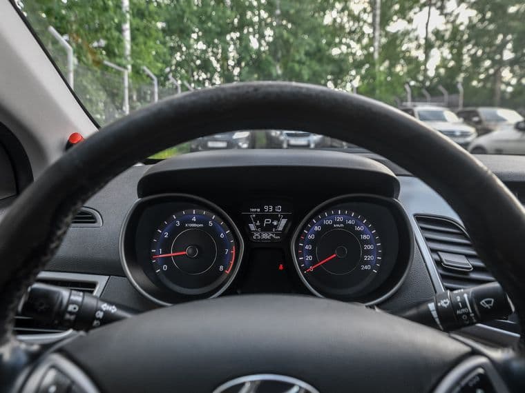 Hyundai Elantra, 2014 - вид 4