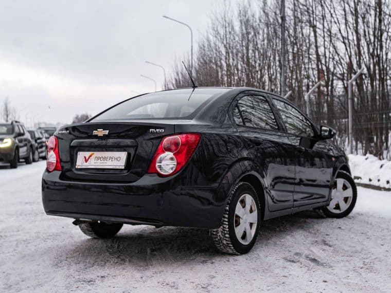 Chevrolet Aveo 2013 года, 82 613 км - вид 2