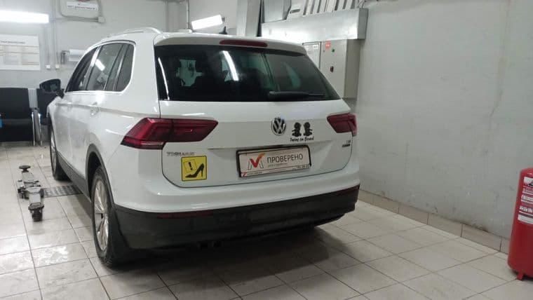 Volkswagen Tiguan, 2017 - вид 3