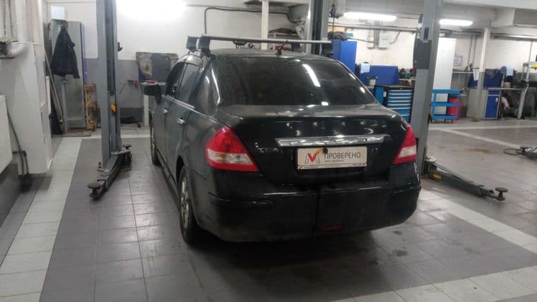 Nissan Tiida, 2011 - вид 3