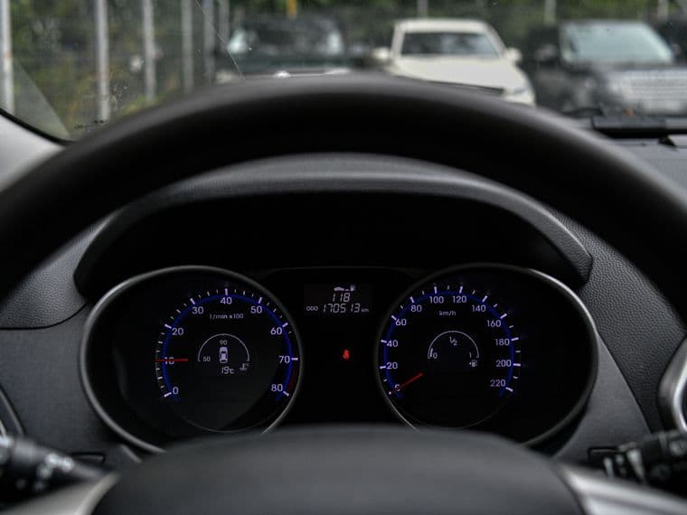 Hyundai ix35, 2012 - вид 4