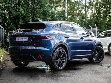 Jaguar E-Pace 2021 года, 112 796 км - вид 2
