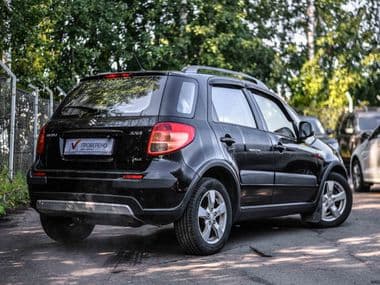 Suzuki SX4 2010 года, 115 600 км - вид 2