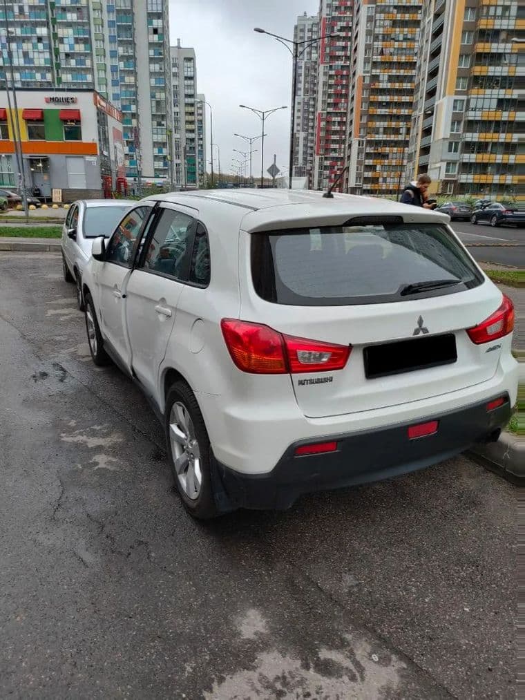 Mitsubishi ASX, 2012 - вид 2