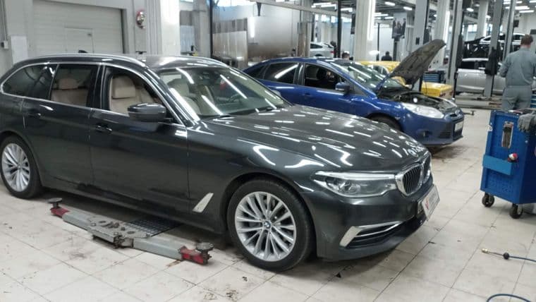 BMW 5 серия, 2019 - вид 1