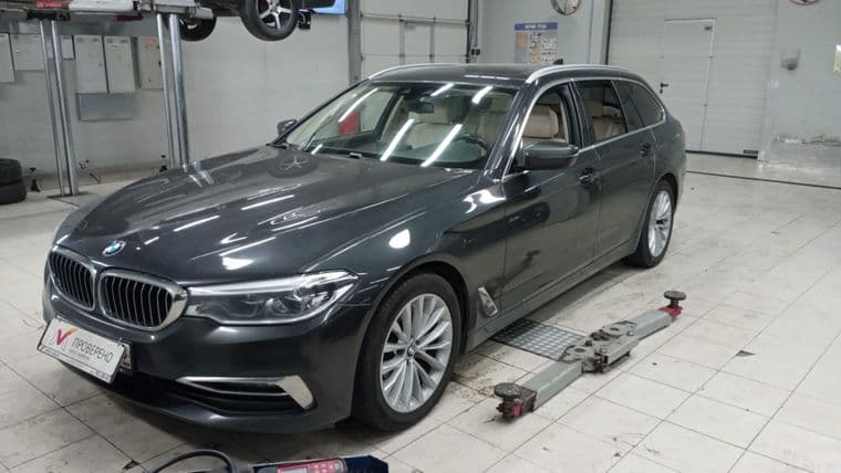 BMW 5 серия, 2019