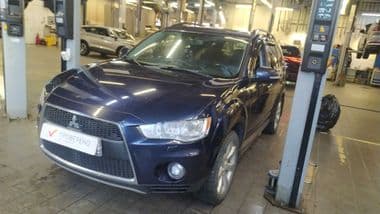 Mitsubishi Outlander 2012 года, 148 510 км - вид 1