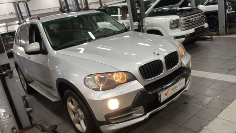 BMW X5, 2010 - вид 1