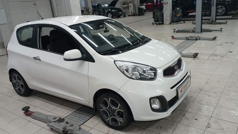 KIA Picanto 2011 года, 150 000 км - вид 2