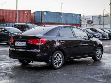 KIA Cerato 2011 года, 261 465 км | VIN 32219 - вид 2