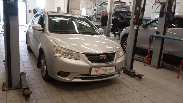 Geely Emgrand Ec7 2013 года, 122 815 км - вид 2