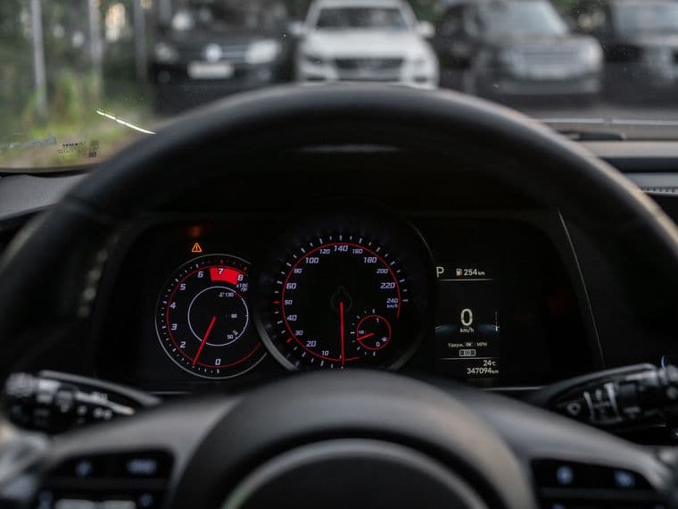 Hyundai Elantra, 2021 - вид 4