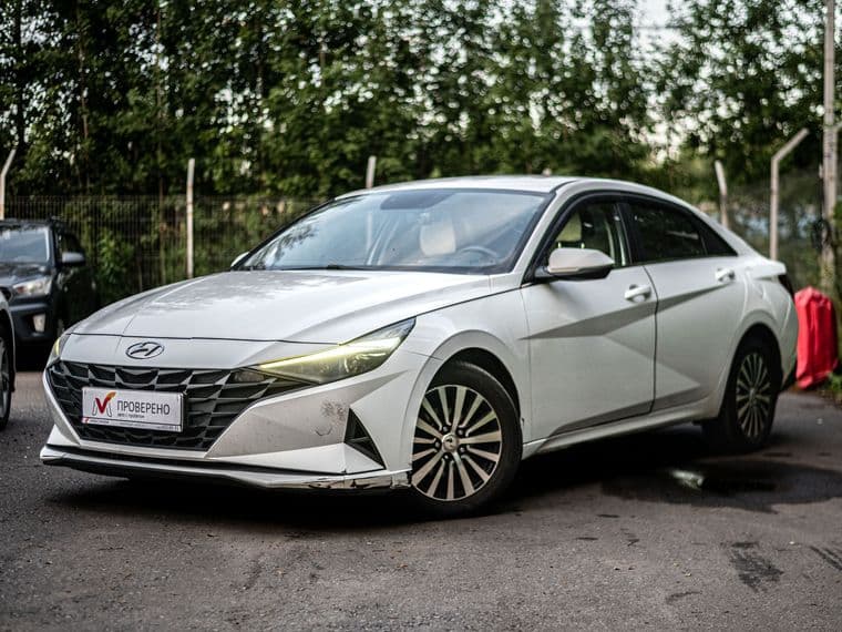 Hyundai Elantra, 2021