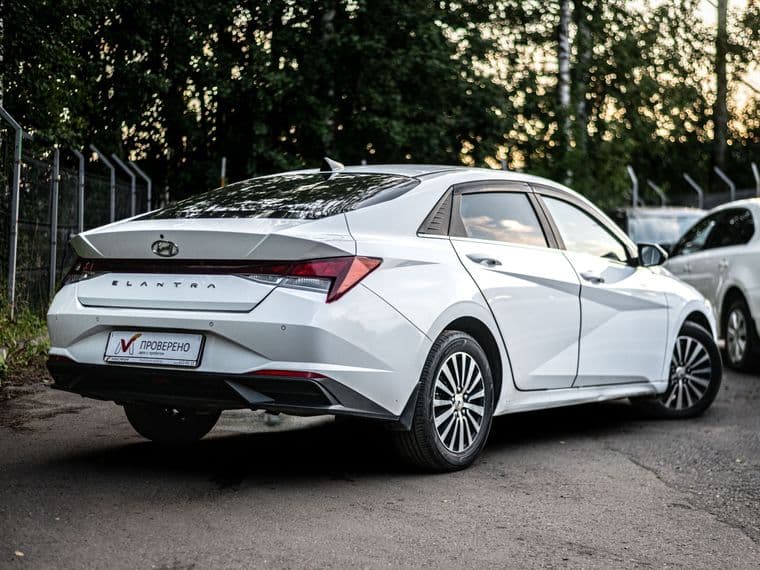 Hyundai Elantra, 2021 - вид 1