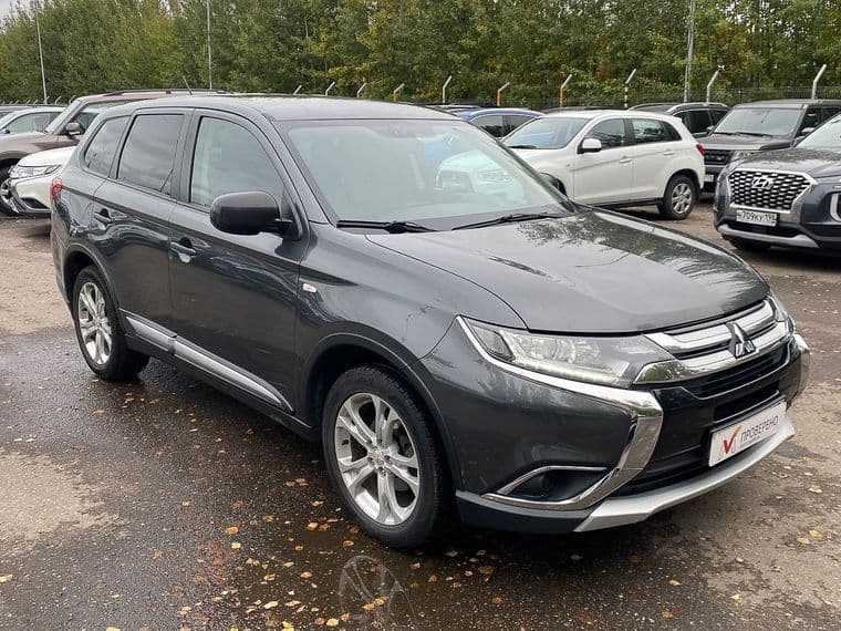 Mitsubishi Outlander, 2015 - вид 2