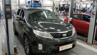 KIA Sorento 2015 года, 108 081 км - вид 2