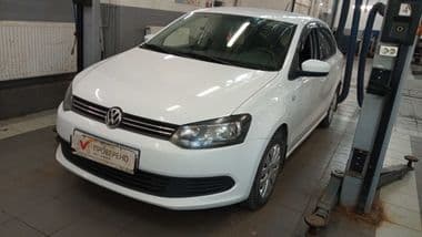 Volkswagen Polo 2014 года, 186 673 км - вид 1
