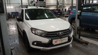 ВАЗ (LADA) Granta Cross 2021 года, 108 830 км - вид 2