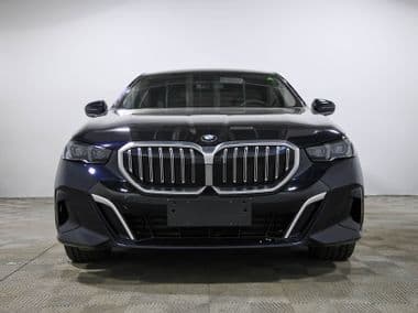 BMW 5 серия 2024 года, 35 км - вид 2