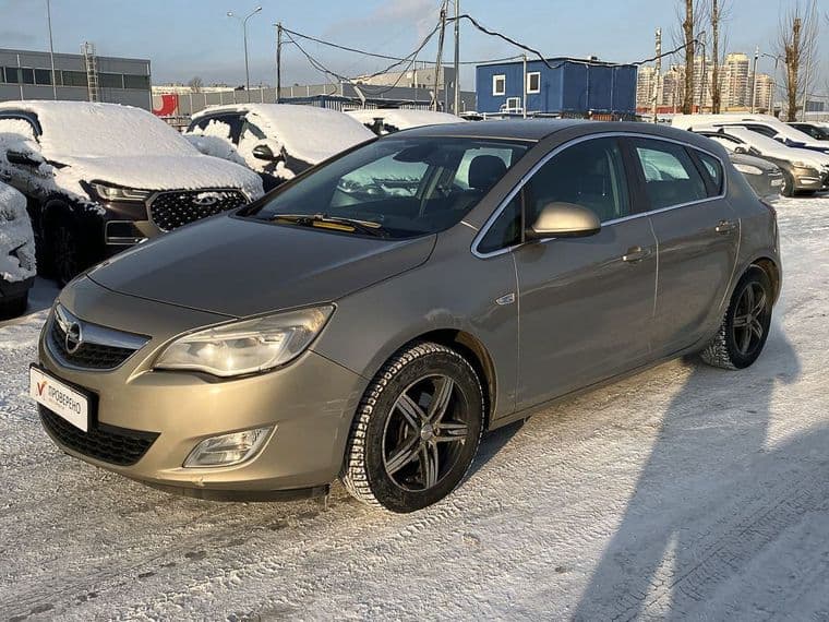Opel Astra, 2010