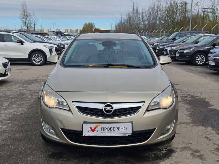 Opel Astra, 2010 - вид 1
