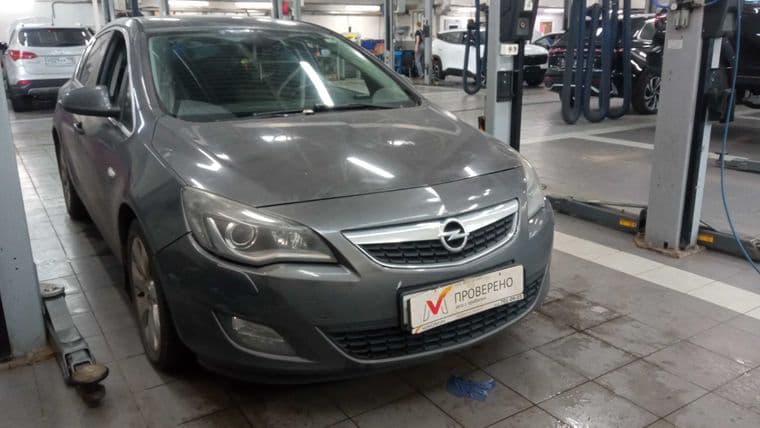 Opel Astra, 2012 - вид 1
