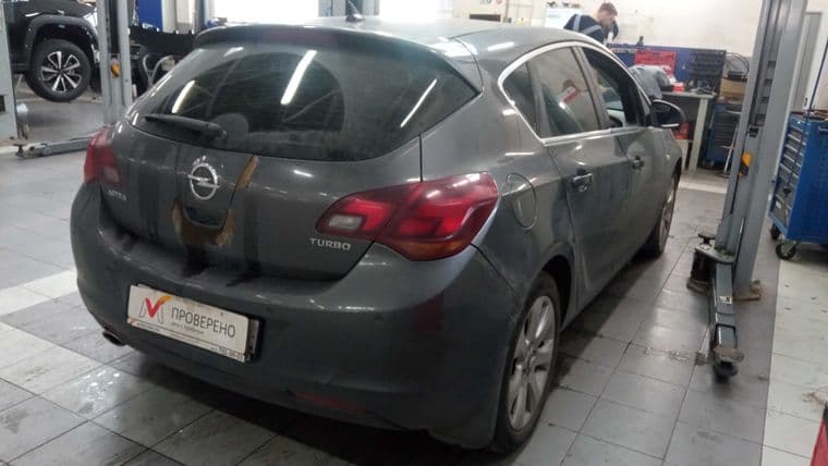 Opel Astra, 2012 - вид 2