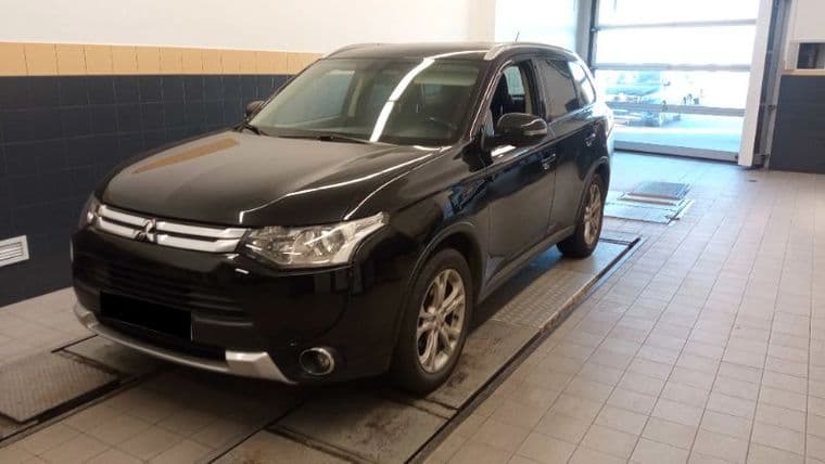 Mitsubishi Outlander, 2014