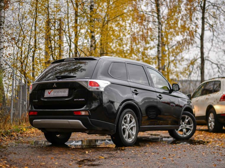 Mitsubishi Outlander, 2014 - вид 1