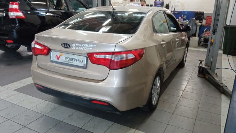 KIA Rio, 2011 - вид 3