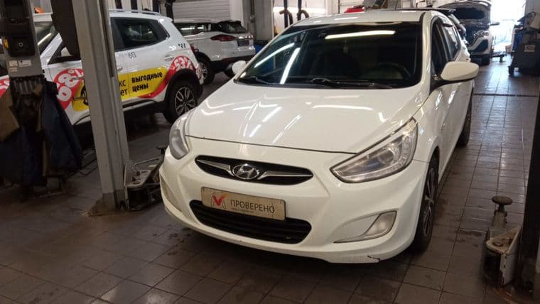 Hyundai Solaris 2013 года, 254 590 км - вид 1