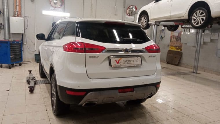 Geely Atlas, 2019 - вид 2