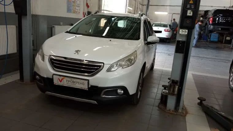 Peugeot 2008, 2014