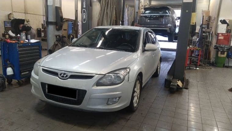 Hyundai i30 2009 года, 149 592 км - вид 1