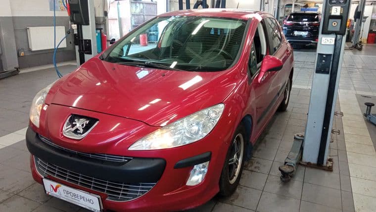 Peugeot 308 2009 года, 122 541 км - вид 1