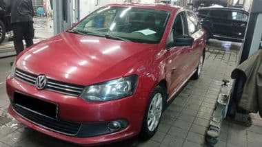 Volkswagen Polo 2014 года, 124 090 км - вид 1