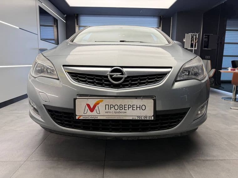Opel Astra, 2011 - вид 1