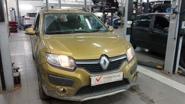 Renault Sandero Stepway 2018 года, 99 738 км - вид 2