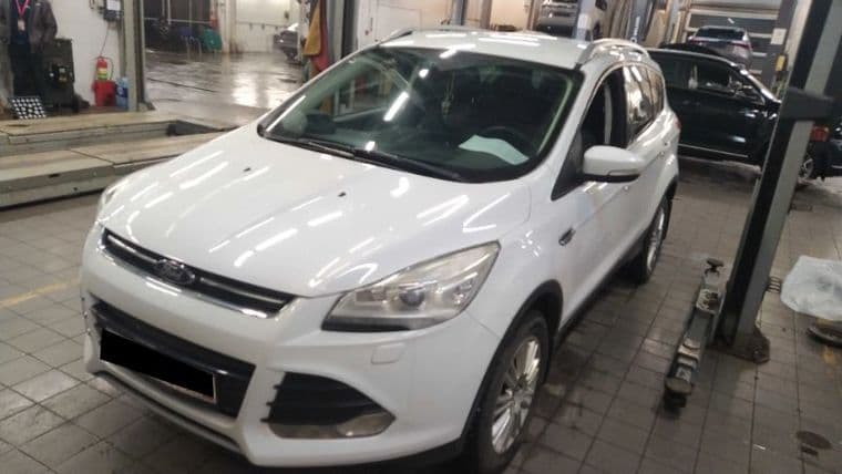 Ford Kuga, 2014